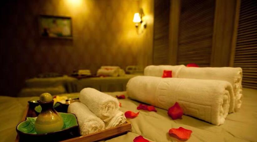 青岛市北高端水疗spa会馆就这样带着清风月静抚慰了光阴悲喜